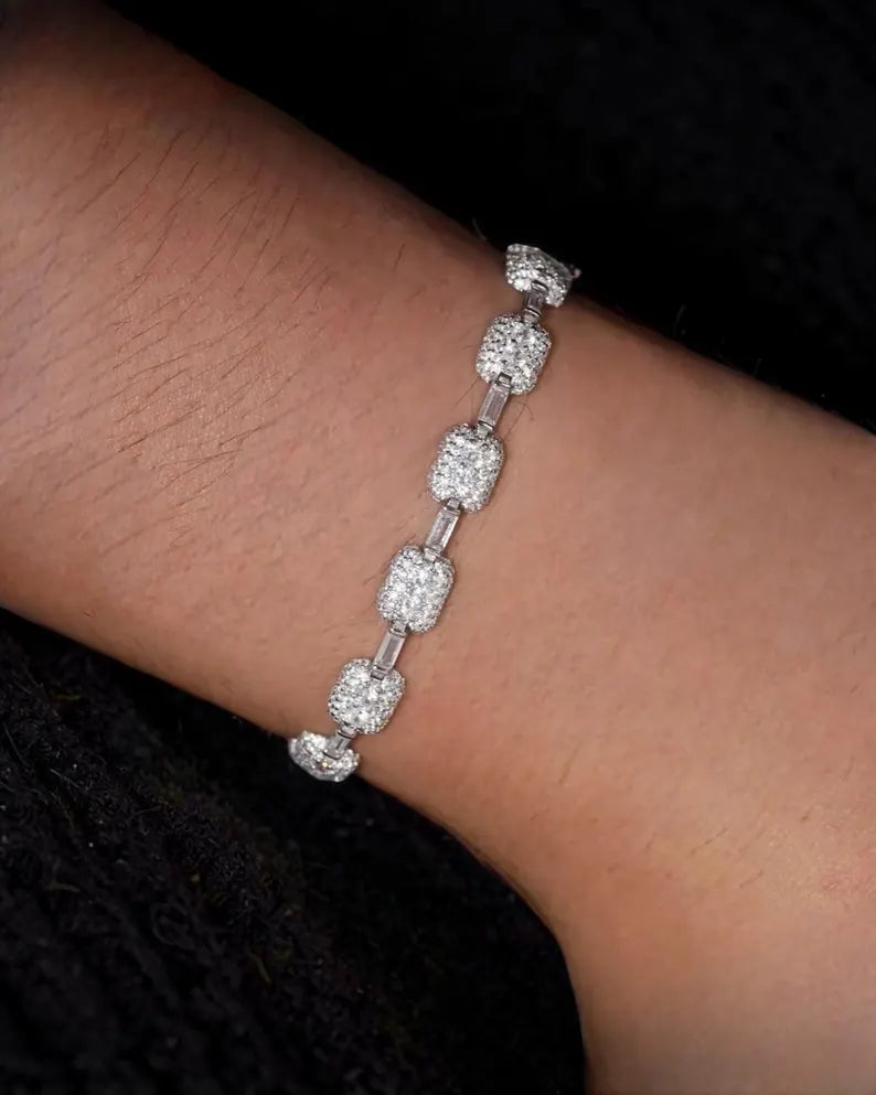 Moissanite Baguettes & Pavéd Cubes Bracelet – White Gold